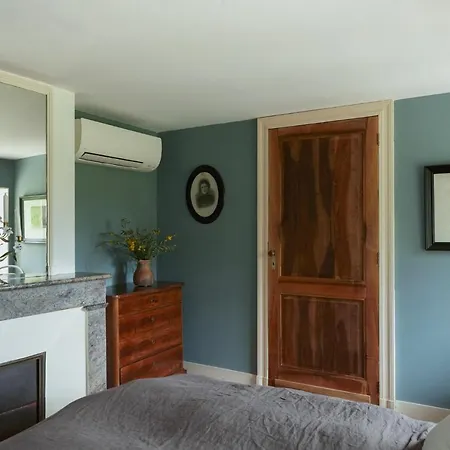 Chateau Champcenetz Holiday home *