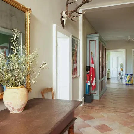 Chateau Champcenetz Holiday home *
