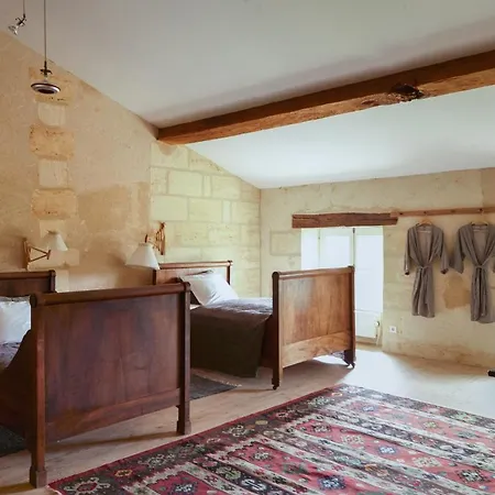 Chateau Champcenetz Holiday home *