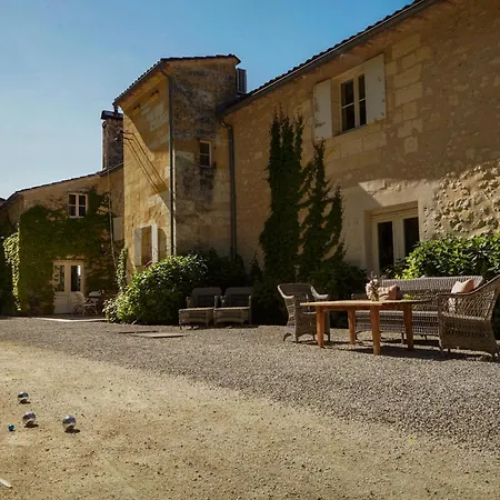 Chateau Champcenetz Holiday home
